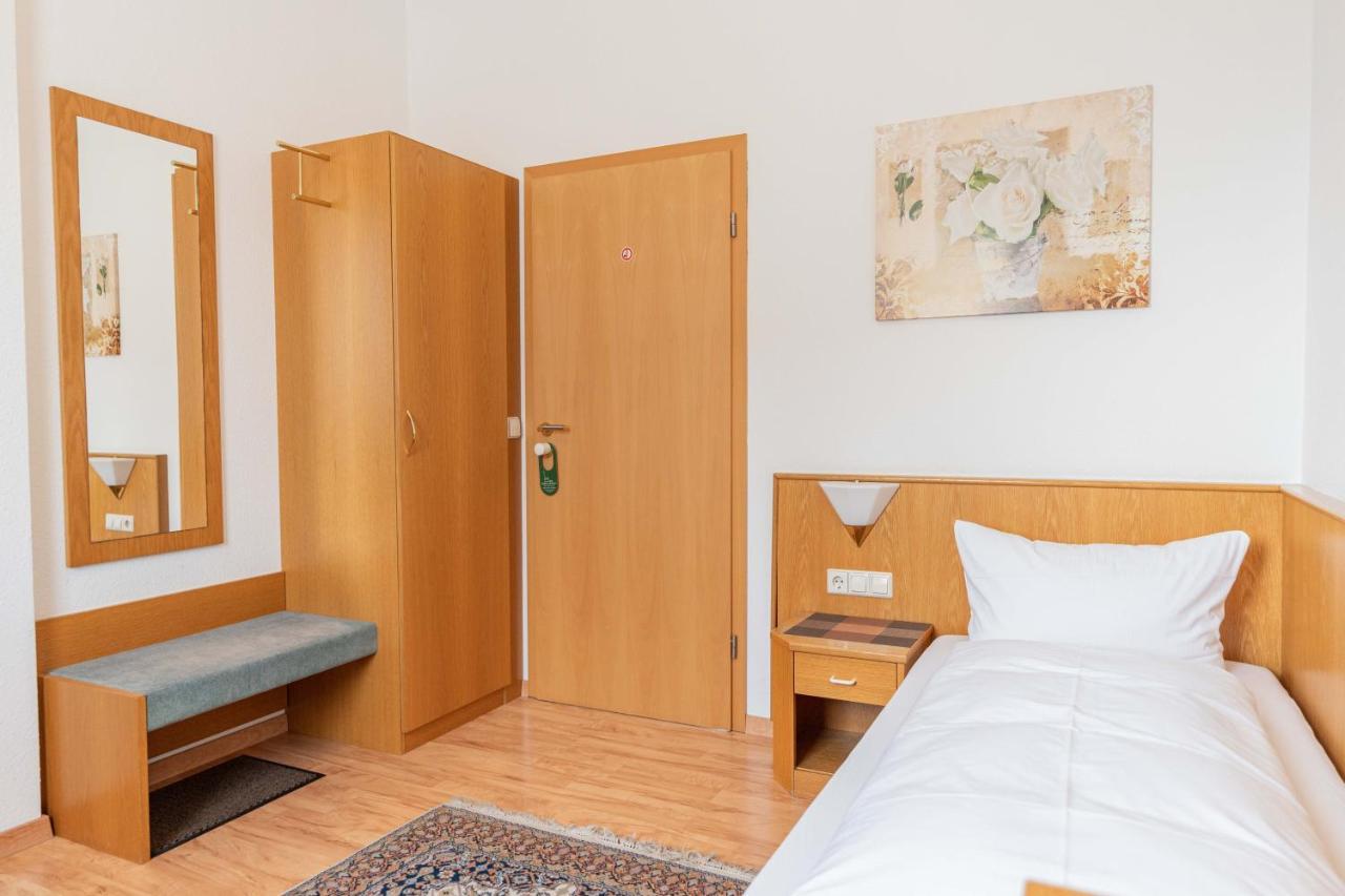 Hotel Am Roemerplatz 乌尔姆 外观 照片