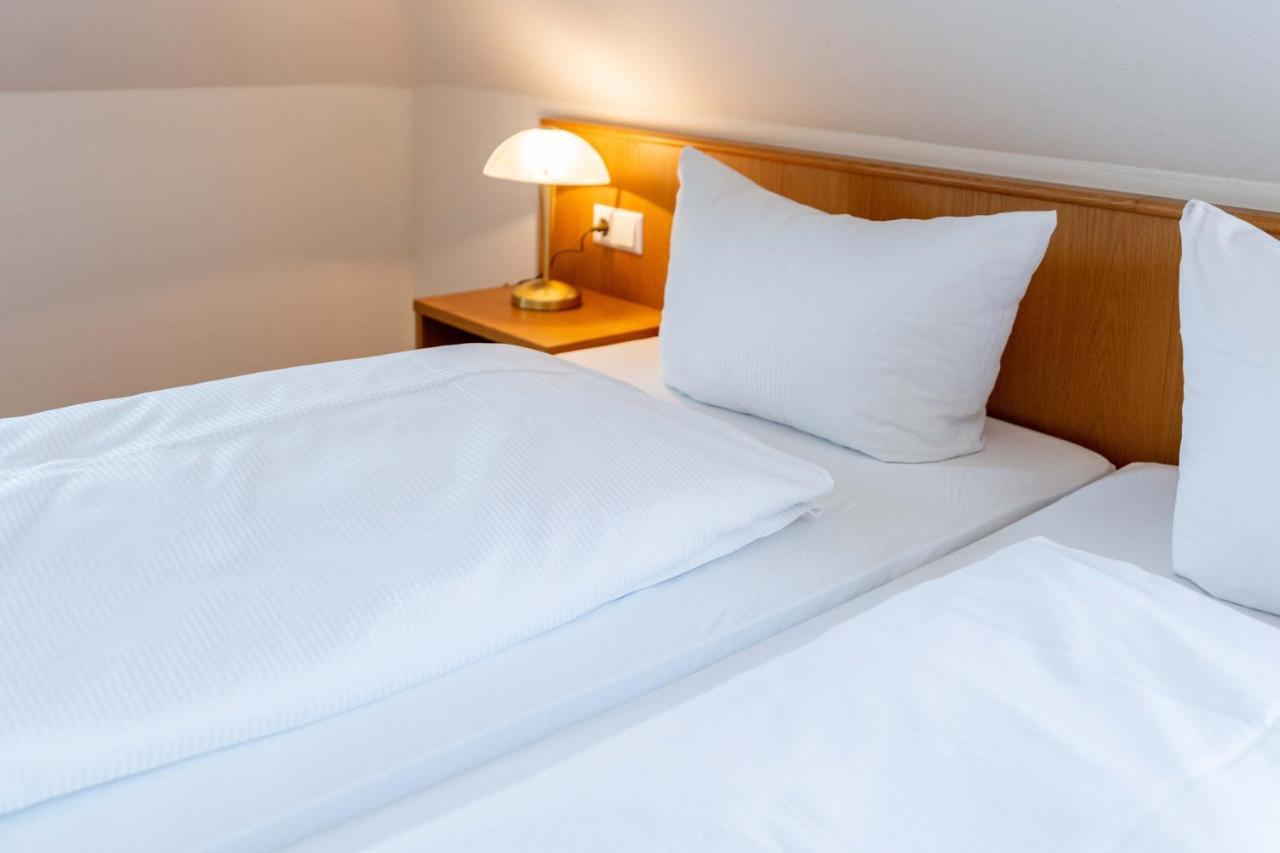 Hotel Am Roemerplatz 乌尔姆 外观 照片