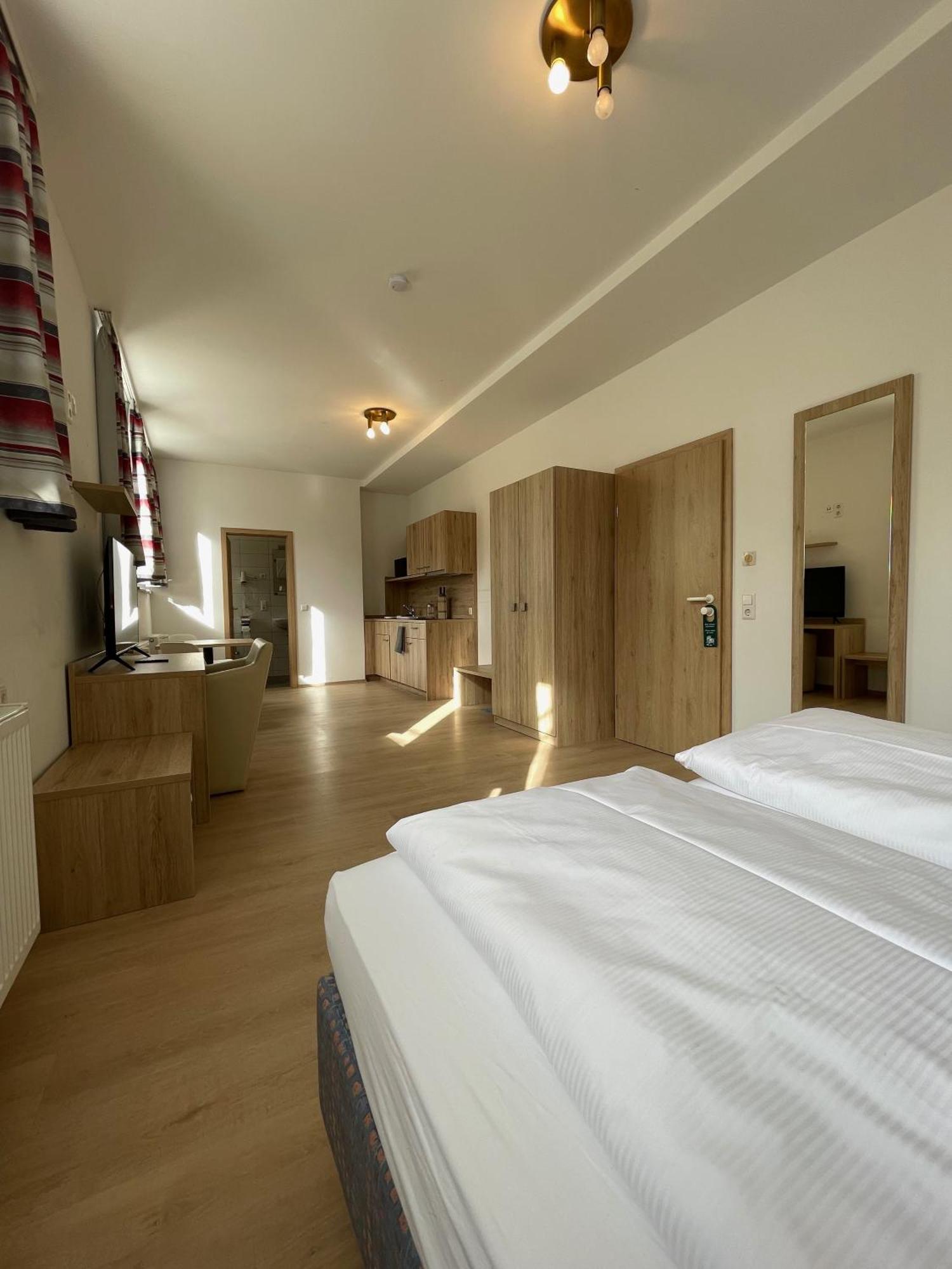 Hotel Am Roemerplatz 乌尔姆 外观 照片