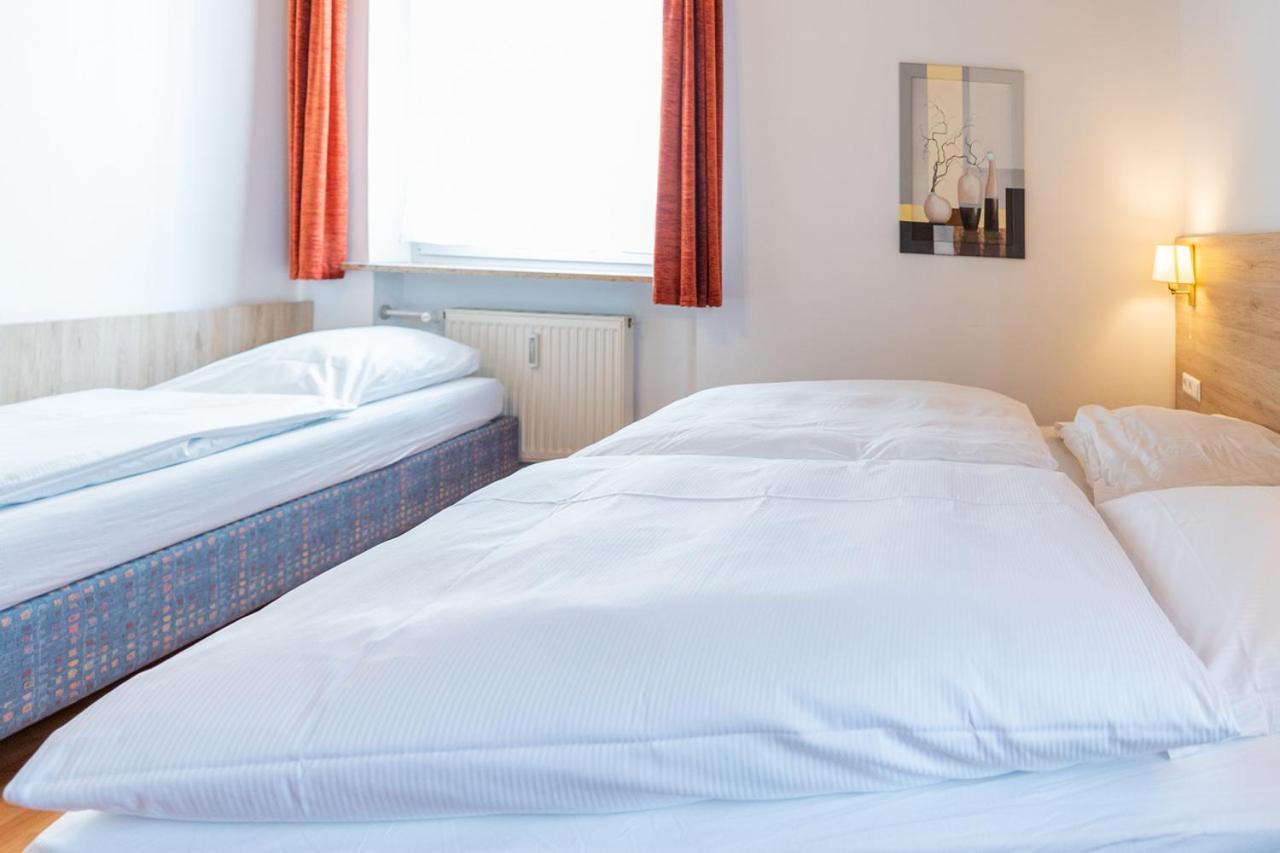 Hotel Am Roemerplatz 乌尔姆 外观 照片